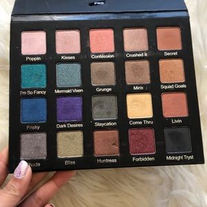 Violet Voss Pro Eyeshadows - Drenched Metal